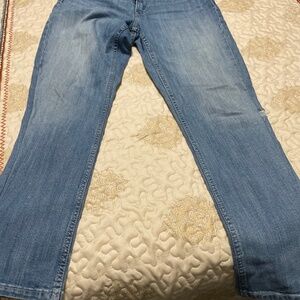 Women jeans   Levi’s 529